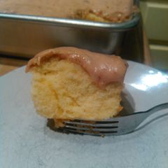 A picture of Yellow Cake.