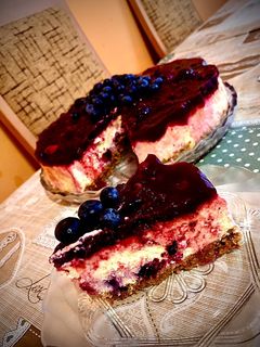 Áfonyás sajttorta💜🍰🥰 recept fotója