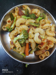 वेज पास्ता (Veg Pasta recipe in hindi) रेसिपी मुख्य फोटो