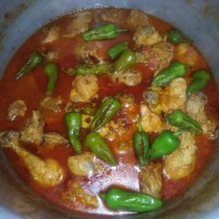 A picture of چکن اچاری.
