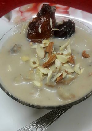 A picture of Dates shake.