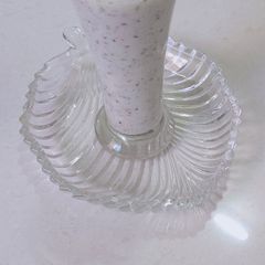 A picture of Ice apple juice.