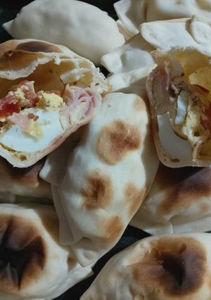 Una foto de Empanadas de jamón queso