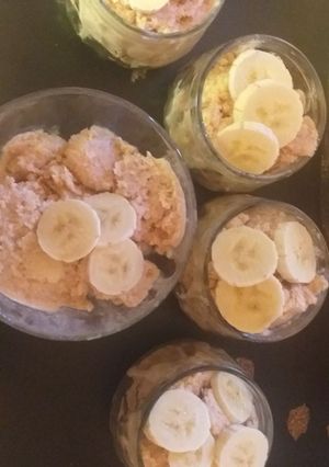 Una foto de Helado de dulce de leche casero y banana