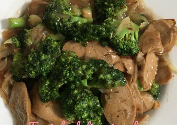 Resep Tumis brokoli sosis pedas yang Enak Banget