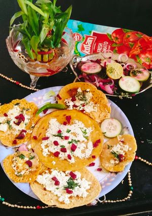 A picture of Oats paneer chilla pancake.