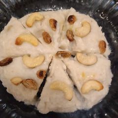Vennai puttu A picture of Vennai puttu.