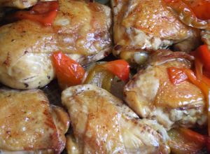 Foto principal de Pollo horneado al ají molido y vino tinto