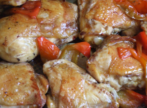 Foto principal de Pollo horneado al ají molido y vino tinto