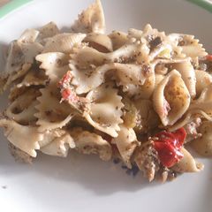 A picture of Aubergine and mixed pepper pasta.