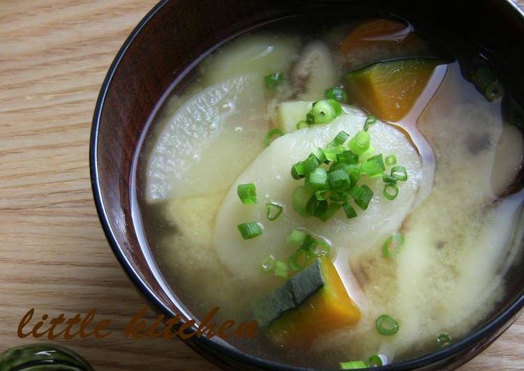 Simple Way to Make Perfect Miso Soup with Mochi Dumplings