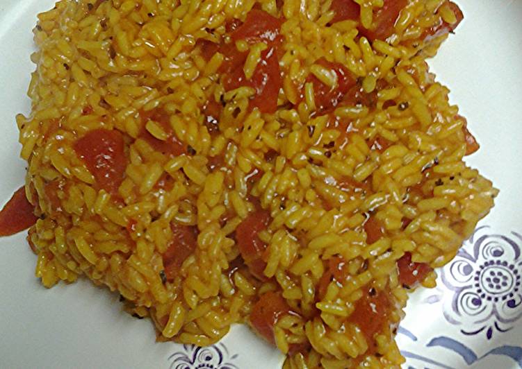 Steps to Make Super Quick Homemade Herb and spice rice with tomatoes