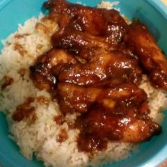 A picture of hot bbq chicken wings.