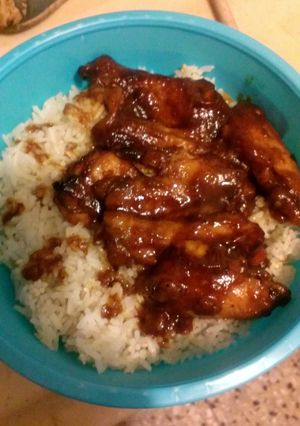 A picture of hot bbq chicken wings.