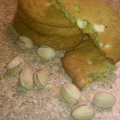 A picture of Pistachio White Chocolate Chip Cookies.