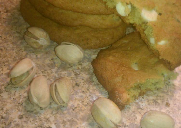 Recipe: Appetizing Pistachio White Chocolate Chip Cookies