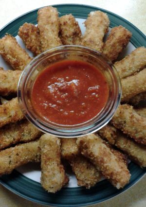A picture of Easy Mozerella Cheese Sticks.