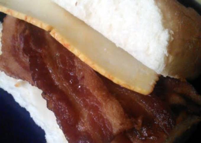 Luscious Lil Bacon Sandwiches