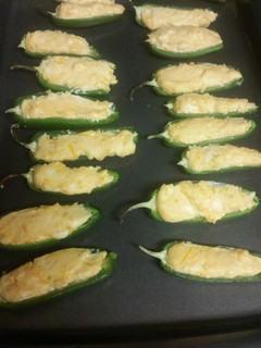 A picture of Siracha Cream Cheese Poppers.