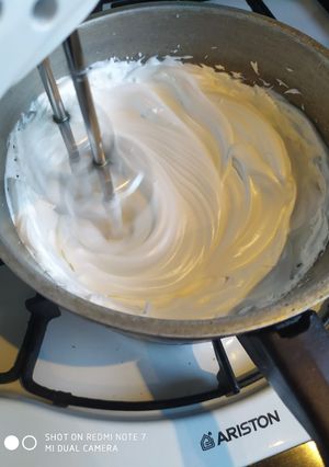 Una foto de Merengue para lemon pai a mi manera