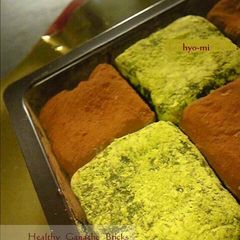 A picture of Milk Matcha Chocolate Truffles.