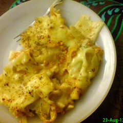 A picture of chicken lasagna.