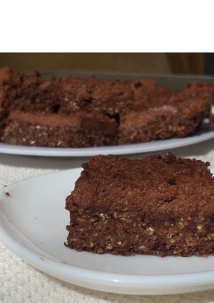 Una foto de Cuadrados de chocolate veganos