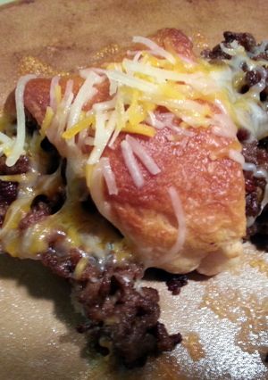 A picture of Bacon Cheeseburger Ring.