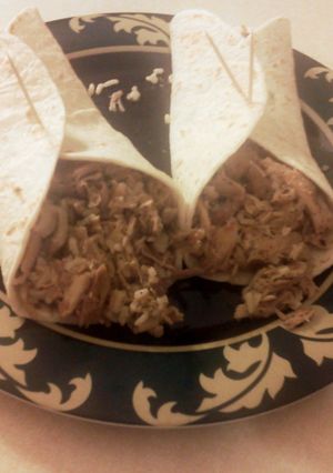 A picture of left over Turkey taco's.