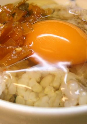 A picture of *Egg Rice with Fukujinzuke*.