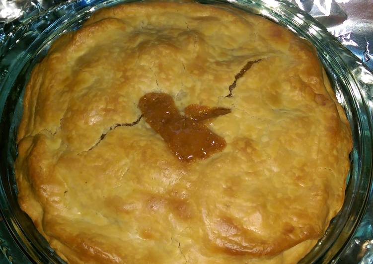 Steps to Prepare Homemade Deep Dish Double Crust Caramel Apple Pie