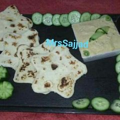 A picture of Hummus With Pita Bread #SehriContest  #CookpadSehri.
