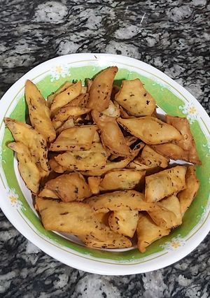 A picture of Methi namkeen.