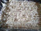 Fideos caseros sin huevo amasados y cortados a mano