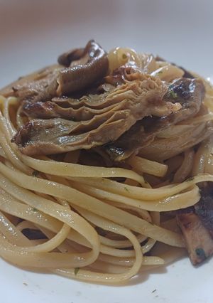 Foto di Linguine con funghi porcini secchi