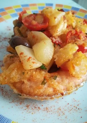 Foto di Salmone, patate e pomodorini al forno