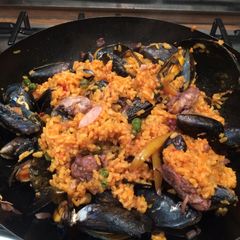 A picture of Paella!.