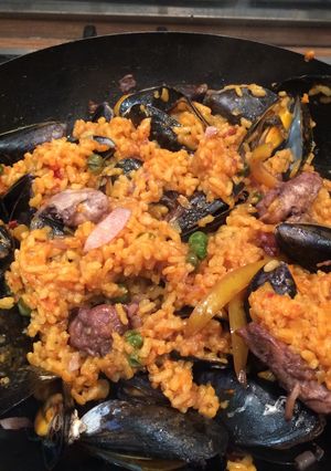 A picture of Paella!.