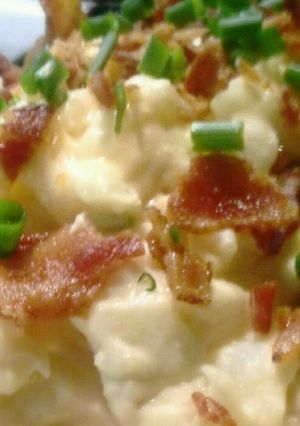 A picture of Sriracha and Bacon Potato Salad.