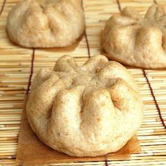 A picture of Steamed Tofu and Vegetable Buns (Macrobiotic & Vegan Recipe).