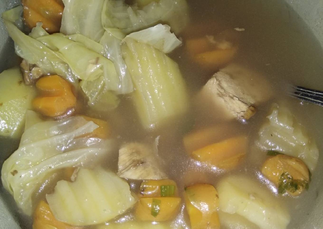 Sop ayam simpel my mom