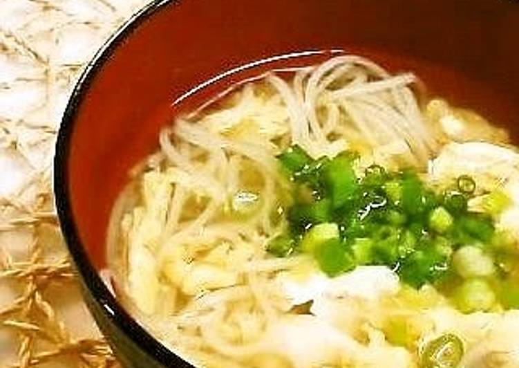 Step-by-Step Guide to Prepare Easy, Hot Somen Noodles with Egg Soup