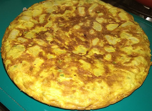 Una foto de Tortilla de papas fácil