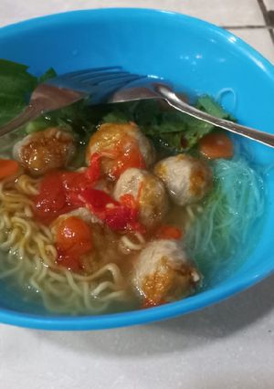 Foto resep Bakso kuah instan yang rasanya seperti abang kaki lima