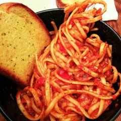 A picture of Sweet Bruchetta pasta.