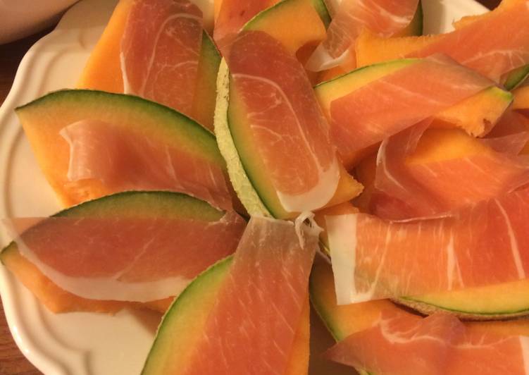 Step-by-Step Guide to Make Quick Melon And Prosciutto Crudo