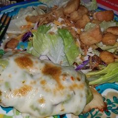 A picture of Guacamole Chicken.