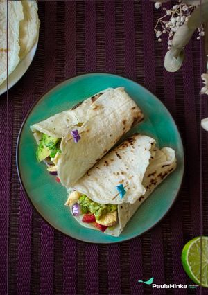 Una foto de Fajitas de pollo con aguacate ✨