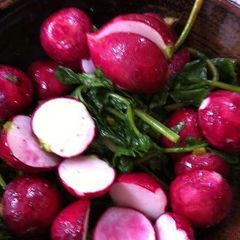 A picture of Vegan Roasted Radish Salad.
