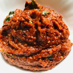 Shallots garlic chutney A picture of Shallots garlic chutney.